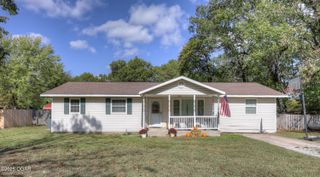 133 Red Oak Drive, Carl Junction, MO 64834