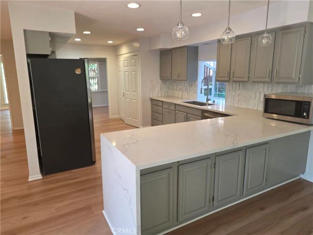 3255 Henrietta, Glendale, CA 91214
