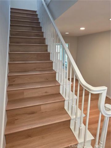 3255 Henrietta, Glendale, CA 91214