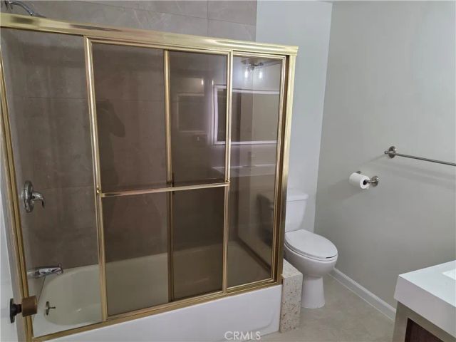 3255 Henrietta, Glendale, CA 91214
