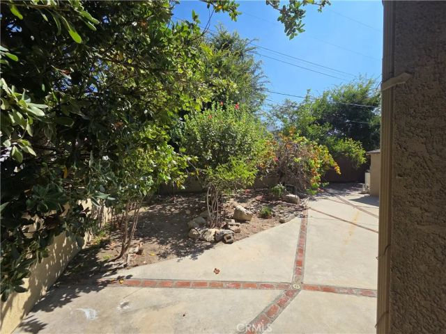 3255 Henrietta, Glendale, CA 91214