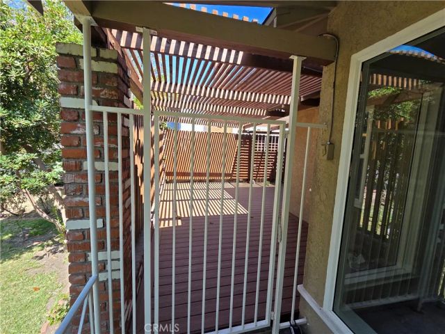 3255 Henrietta, Glendale, CA 91214