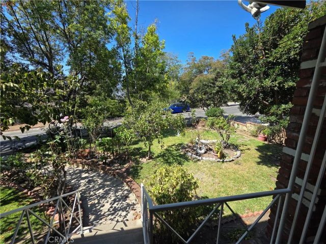 3255 Henrietta, Glendale, CA 91214