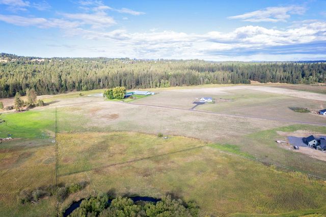 24340 N Crescent Rd, Chattaroy, WA 99003