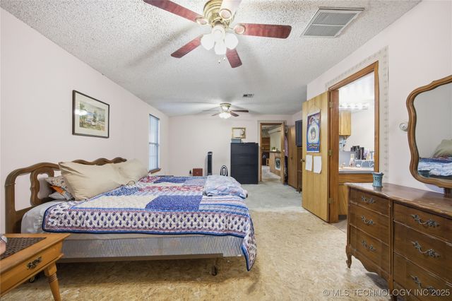 1812 Houston Street, Muskogee, OK 74403