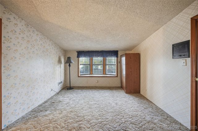 1812 Houston Street, Muskogee, OK 74403