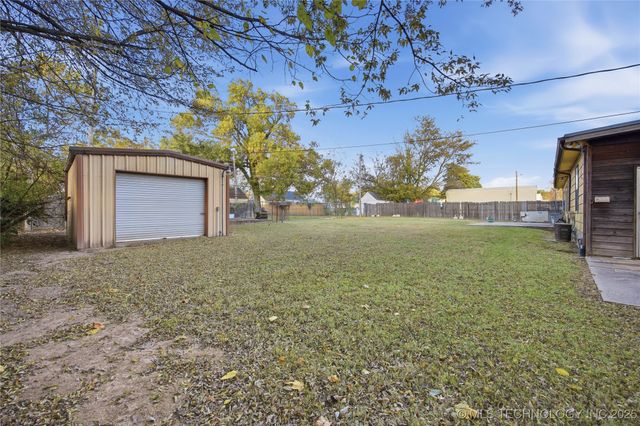 1812 Houston Street, Muskogee, OK 74403