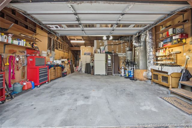 1812 Houston Street, Muskogee, OK 74403