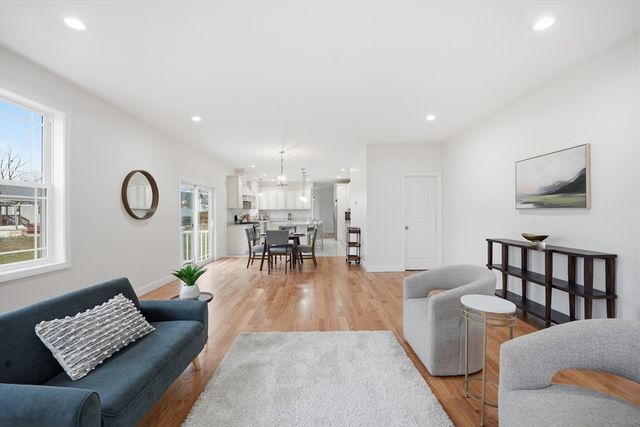 110 Crystal Brook Drive, Springfield, MA 01118