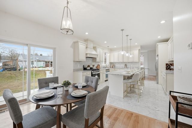 110 Crystal Brook Drive, Springfield, MA 01118