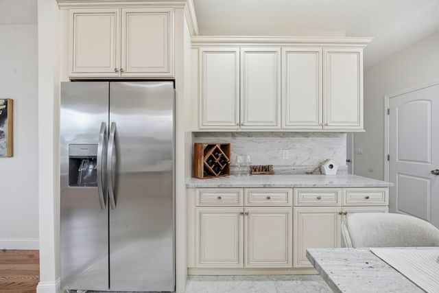 110 Crystal Brook Drive, Springfield, MA 01118