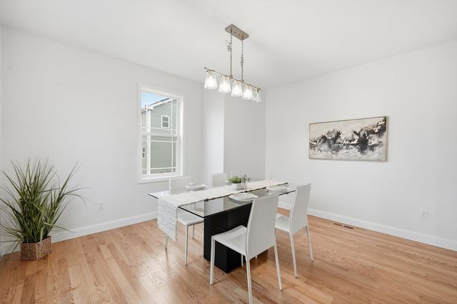 110 Crystal Brook Drive, Springfield, MA 01118