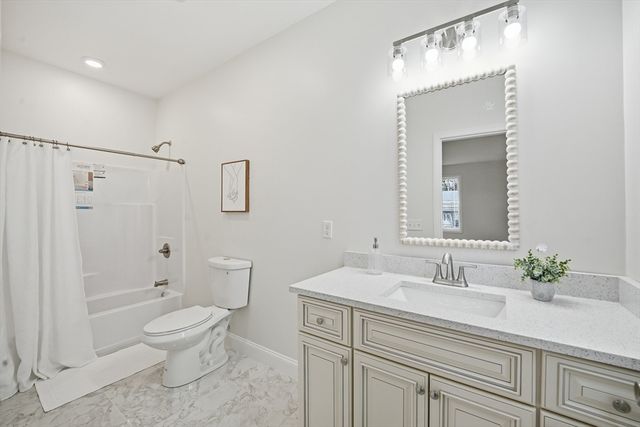 110 Crystal Brook Drive, Springfield, MA 01118