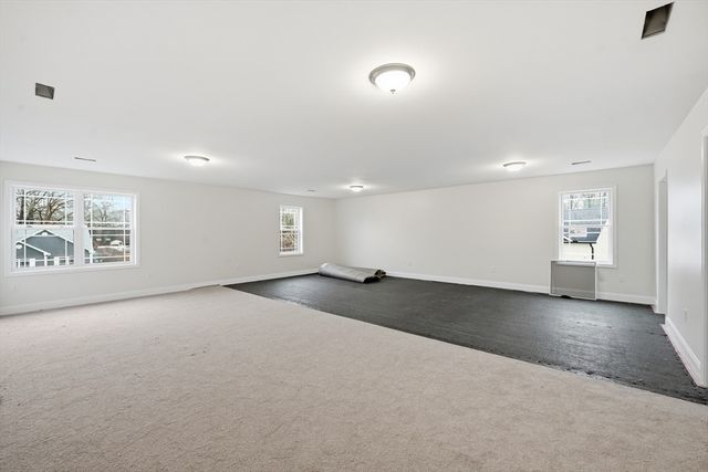 110 Crystal Brook Drive, Springfield, MA 01118