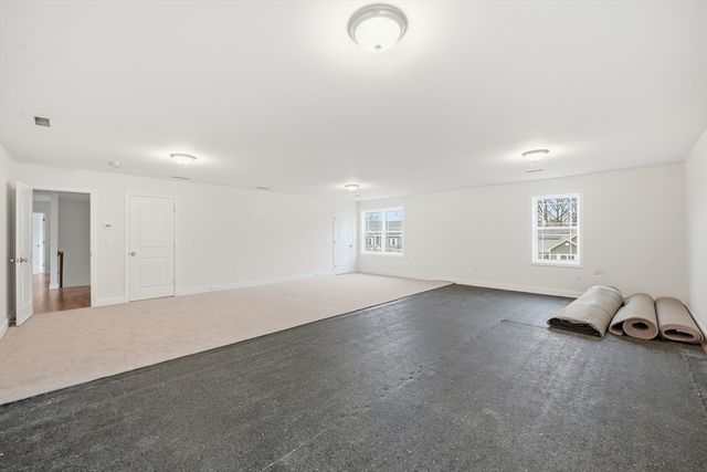 110 Crystal Brook Drive, Springfield, MA 01118