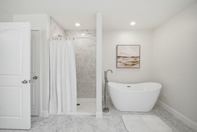 110 Crystal Brook Drive, Springfield, MA 01118