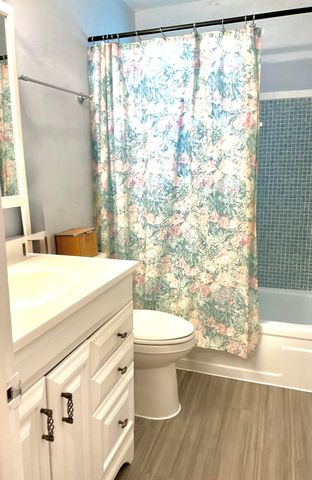 133 NW 10th Court, Boynton Beach, FL 33426