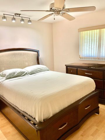 133 NW 10th Court, Boynton Beach, FL 33426