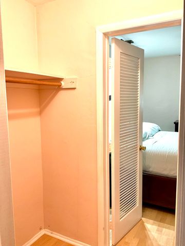 133 NW 10th Court, Boynton Beach, FL 33426