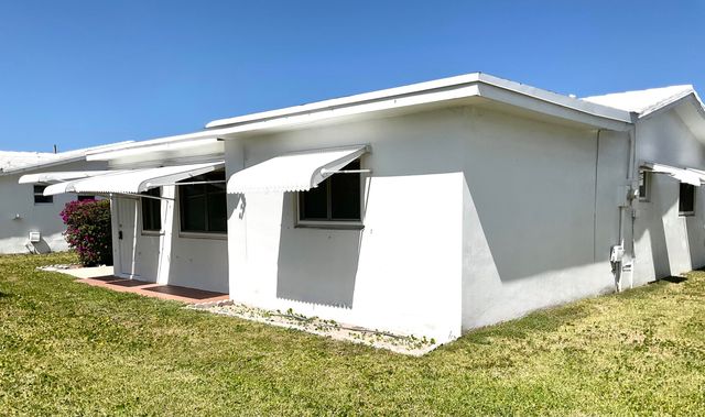 133 NW 10th Court, Boynton Beach, FL 33426