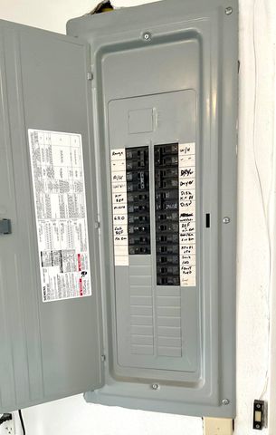 133 NW 10th Court, Boynton Beach, FL 33426