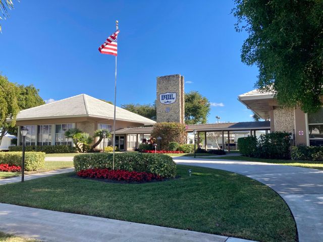 133 NW 10th Court, Boynton Beach, FL 33426