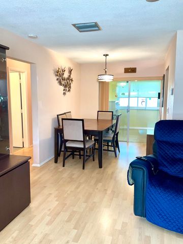 133 NW 10th Court, Boynton Beach, FL 33426