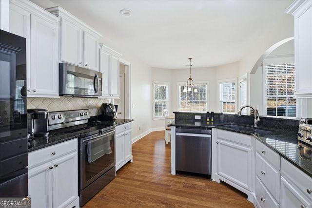 159 Aubree Way, Mcdonough, GA 30252