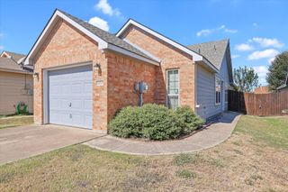 10718 Edgewest Terrace, Fort Worth, TX 76108