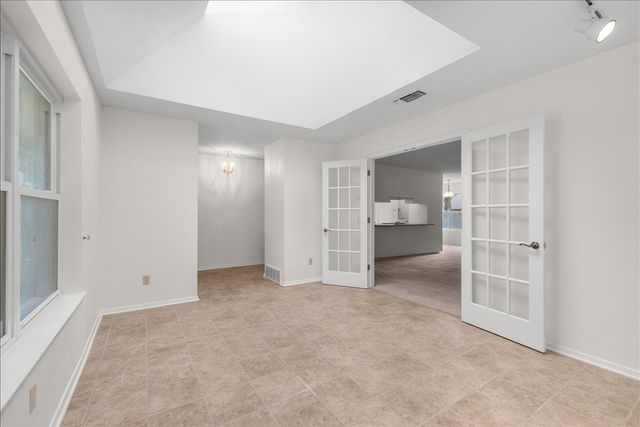 8933 Kincaid Drive, Benbrook, TX 76116