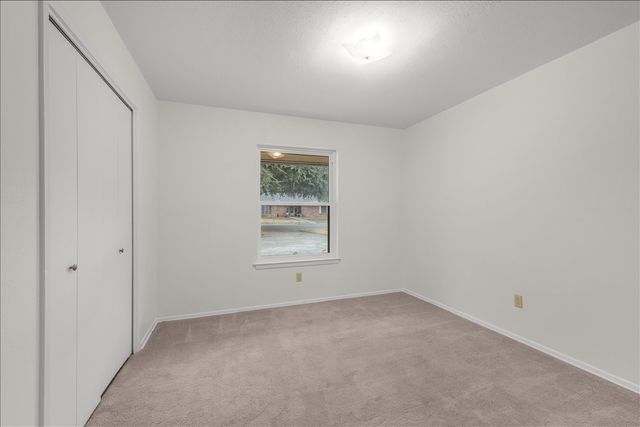 8933 Kincaid Drive, Benbrook, TX 76116