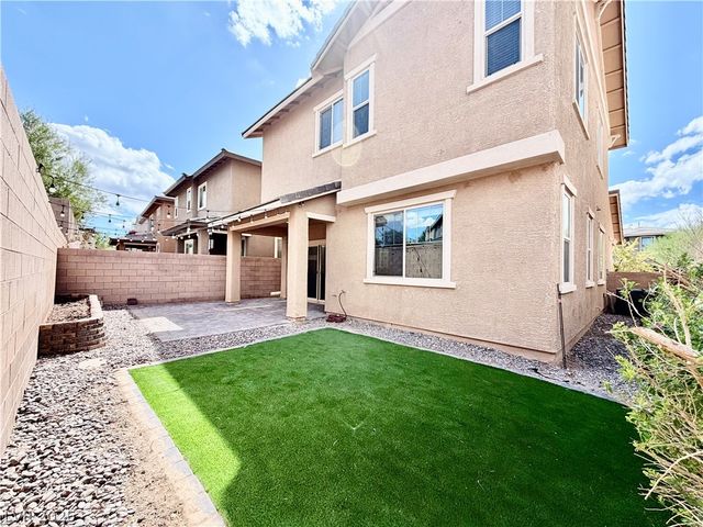 470 Fortissimo Street, Henderson, NV 89011