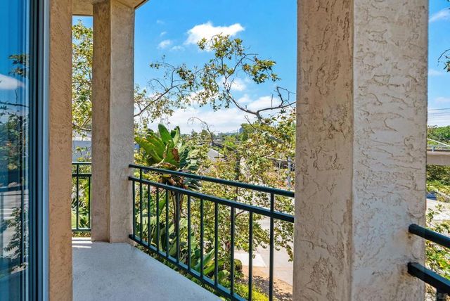 1950 Camino de la Reina 311, San Diego, CA 92108