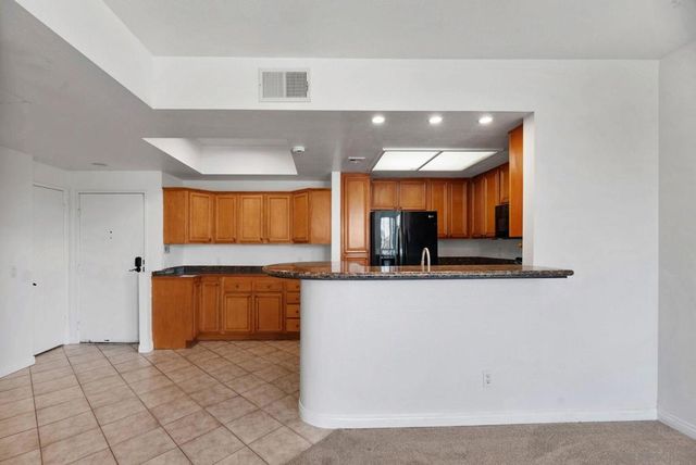 1950 Camino de la Reina 311, San Diego, CA 92108