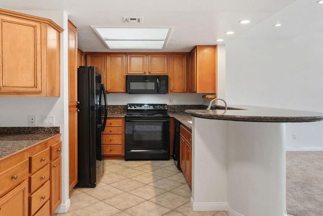1950 Camino de la Reina 311, San Diego, CA 92108
