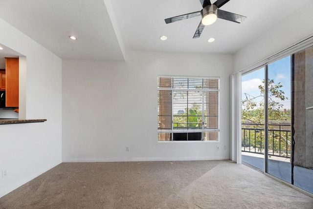 1950 Camino de la Reina 311, San Diego, CA 92108