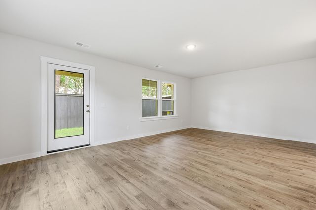 124 Fernbank Road Court, Johns Island, SC 29455