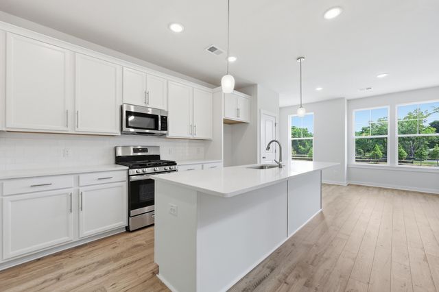 124 Fernbank Road Court, Johns Island, SC 29455