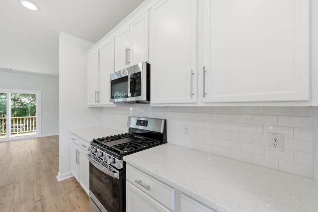 124 Fernbank Road Court, Johns Island, SC 29455