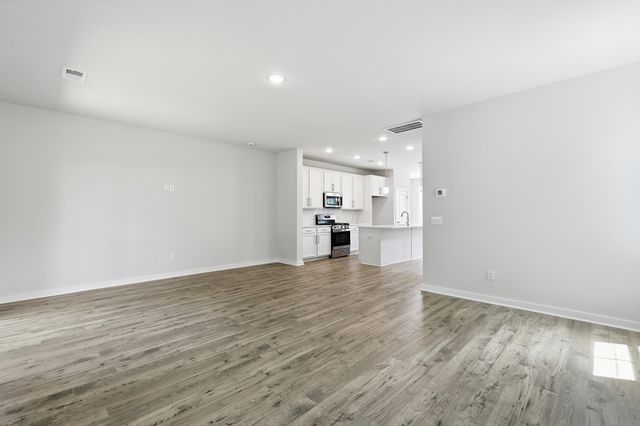 124 Fernbank Road Court, Johns Island, SC 29455