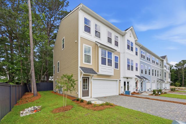124 Fernbank Road Court, Johns Island, SC 29455