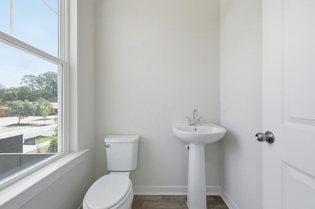 124 Fernbank Road Court, Johns Island, SC 29455