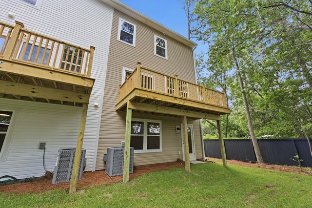 124 Fernbank Road Court, Johns Island, SC 29455