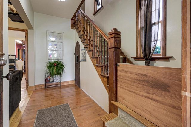9511 OLD ROAD, Fremont, WI 54940