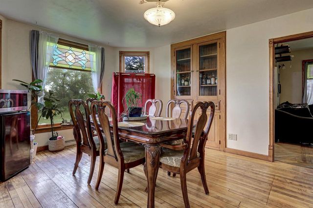 9511 OLD ROAD, Fremont, WI 54940