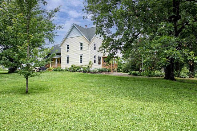 9511 OLD ROAD, Fremont, WI 54940