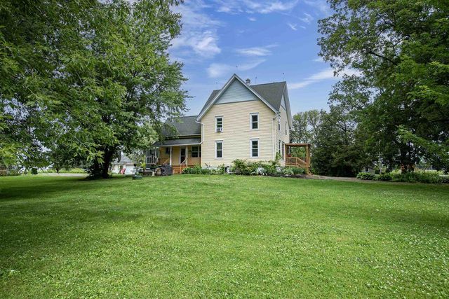 9511 OLD ROAD, Fremont, WI 54940