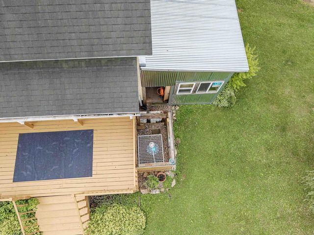 9511 OLD ROAD, Fremont, WI 54940