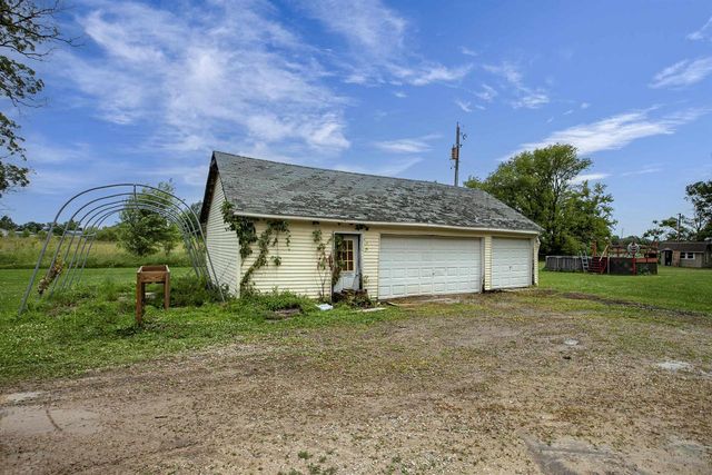 9511 OLD ROAD, Fremont, WI 54940