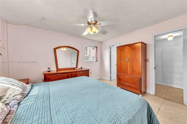 8465 Sunrise Lakes Blvd 212, Sunrise, FL 33322
